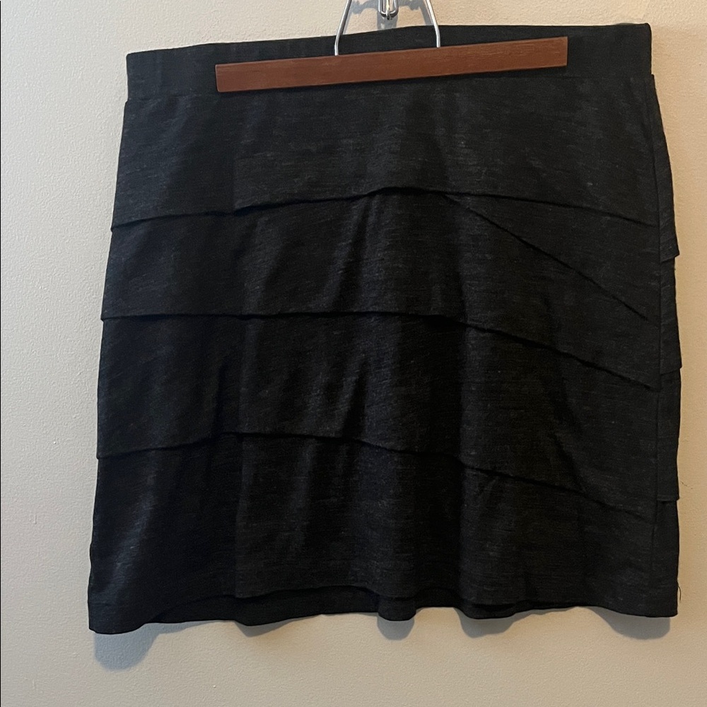 Prana Elegant Heather Black Tiered  Skirt Size M